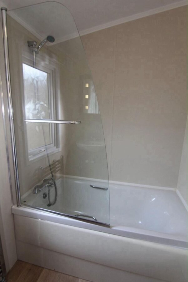 5e1c9c9b-e61e-4eae-a7e5-9c0064bed75e WILLERBY LYNDHURST (Neuf)