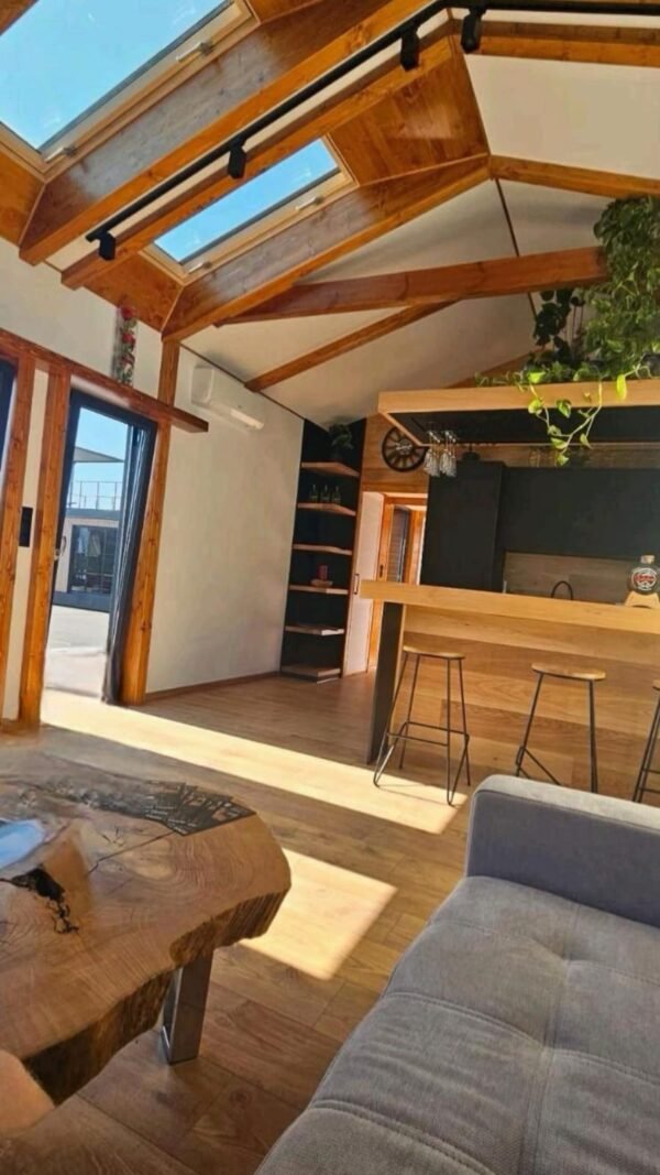 9f7ef7b7-ab45-43c4-8b14-1b9dd3417899 TINY HOUSE ARCHITECTE – LUXE, DESIGN & LIBERTÉ