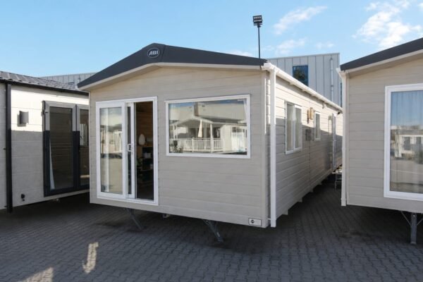 WILLERBY VACATION